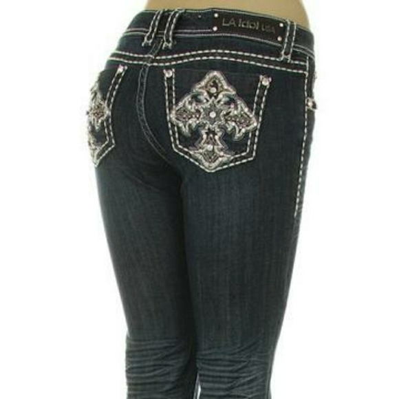 LA idol Cross Pocket Cuffed Capri Jeans - Picture 2 of 5